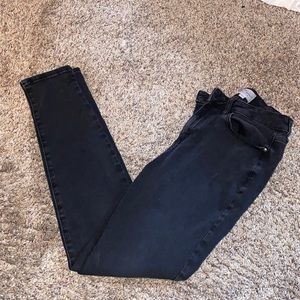 Black skinny jeans